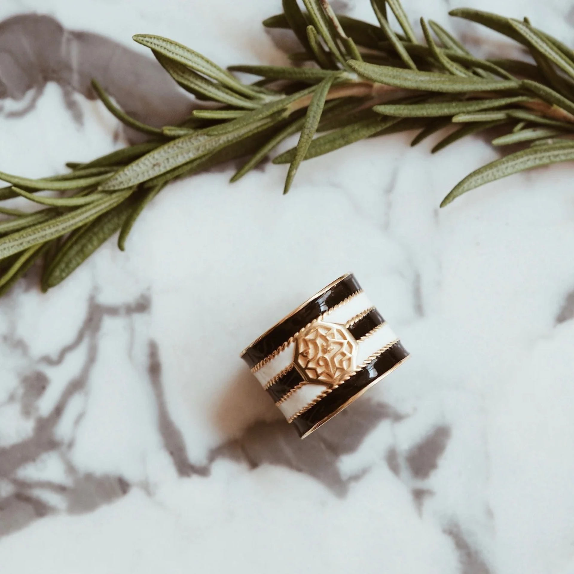 Adel Çizgili Gümüş Yüzük resmi