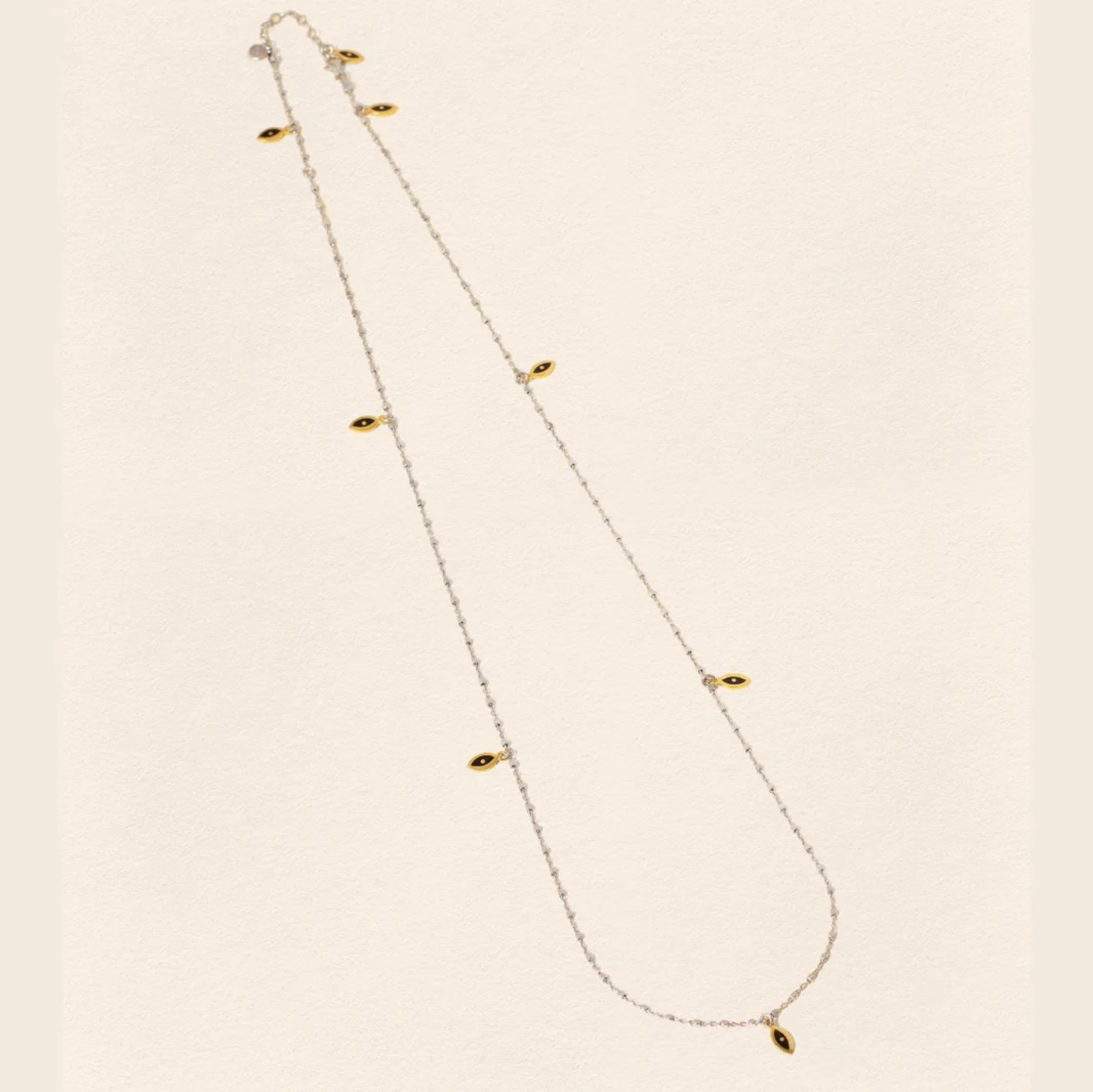 Göz Bel Zinciri resmi