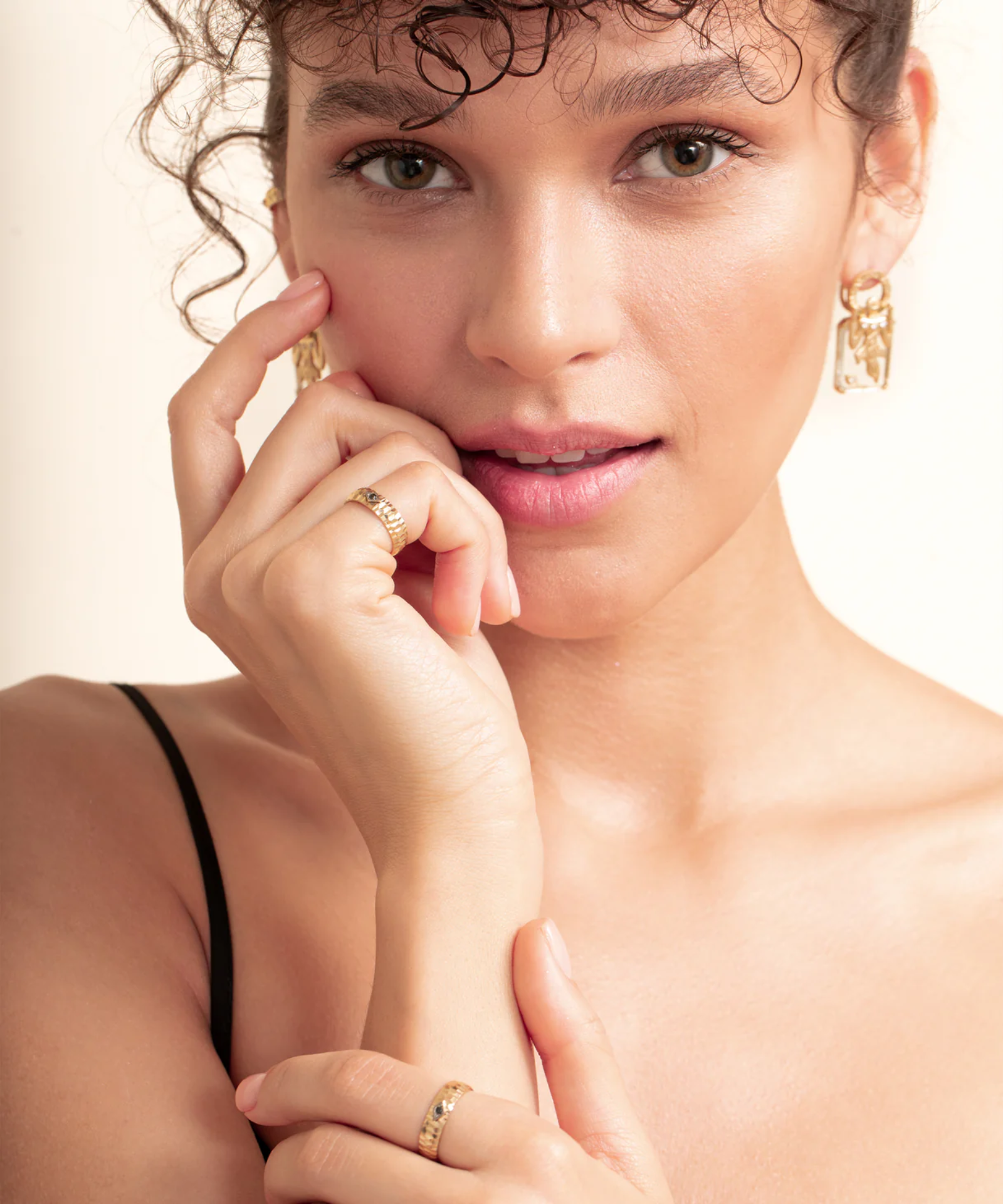 Elmas Sembol Altın Yüzük resmi