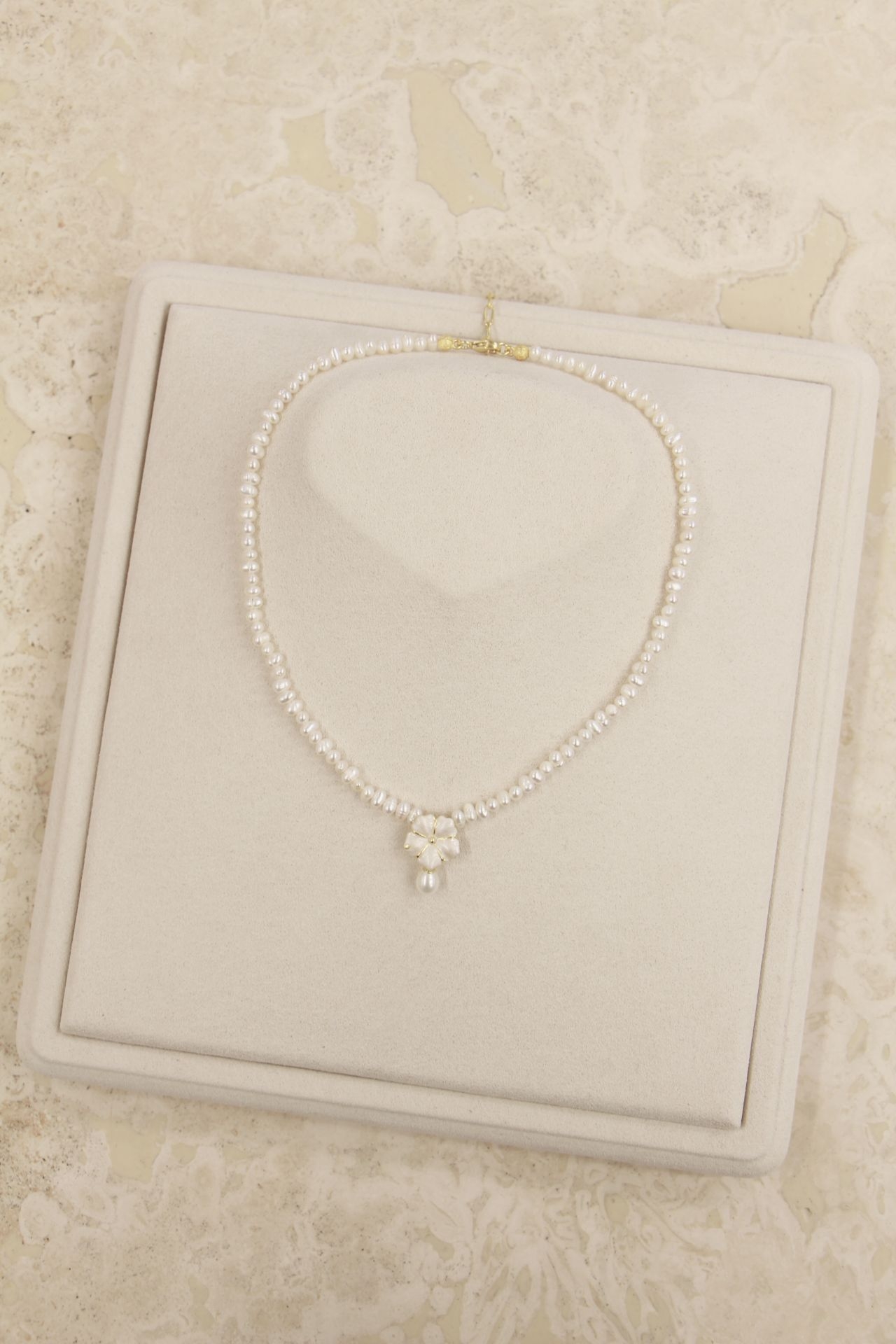 Bavella İnci Choker resmi