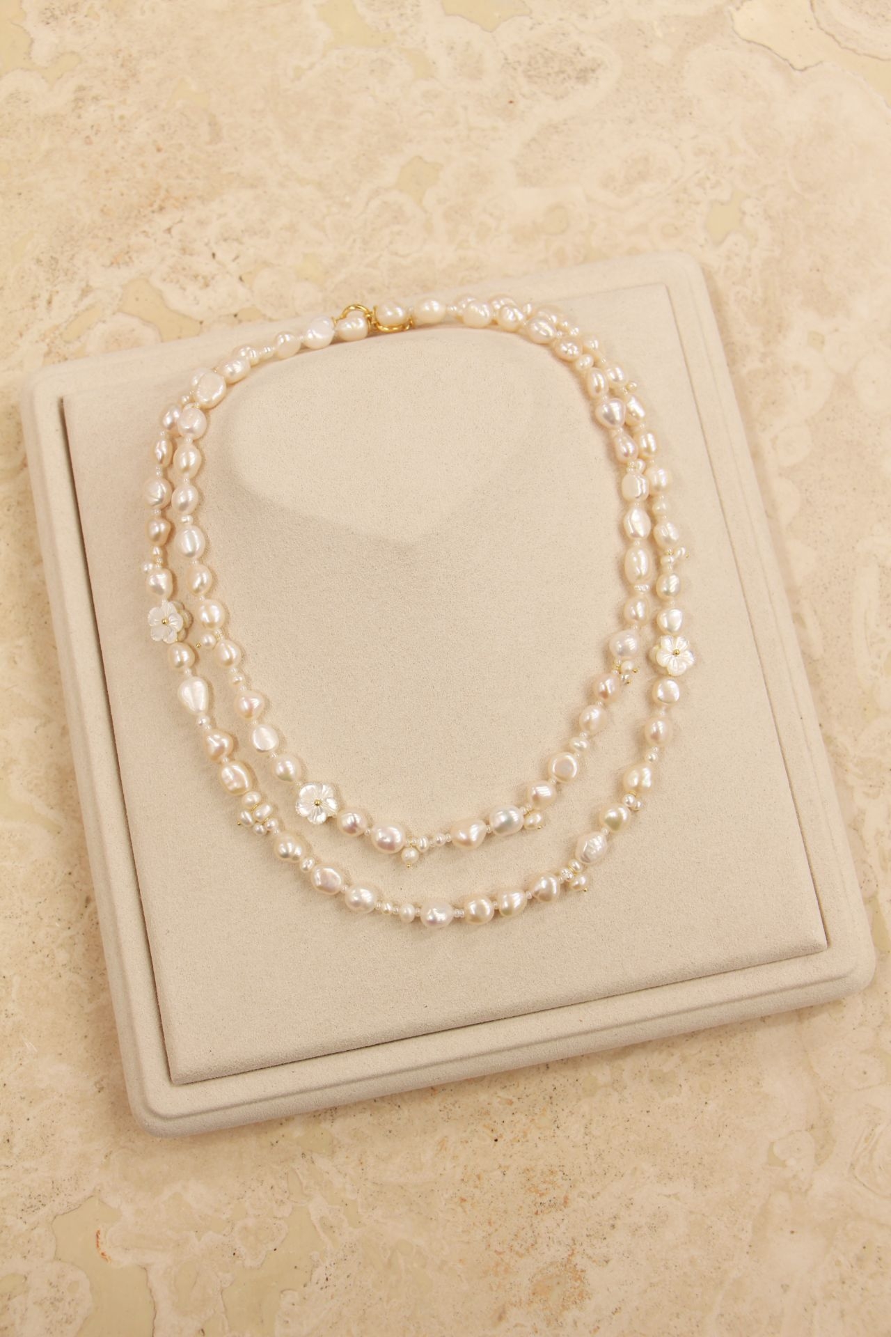 Cleito Matmazel Twin Kolye resmi