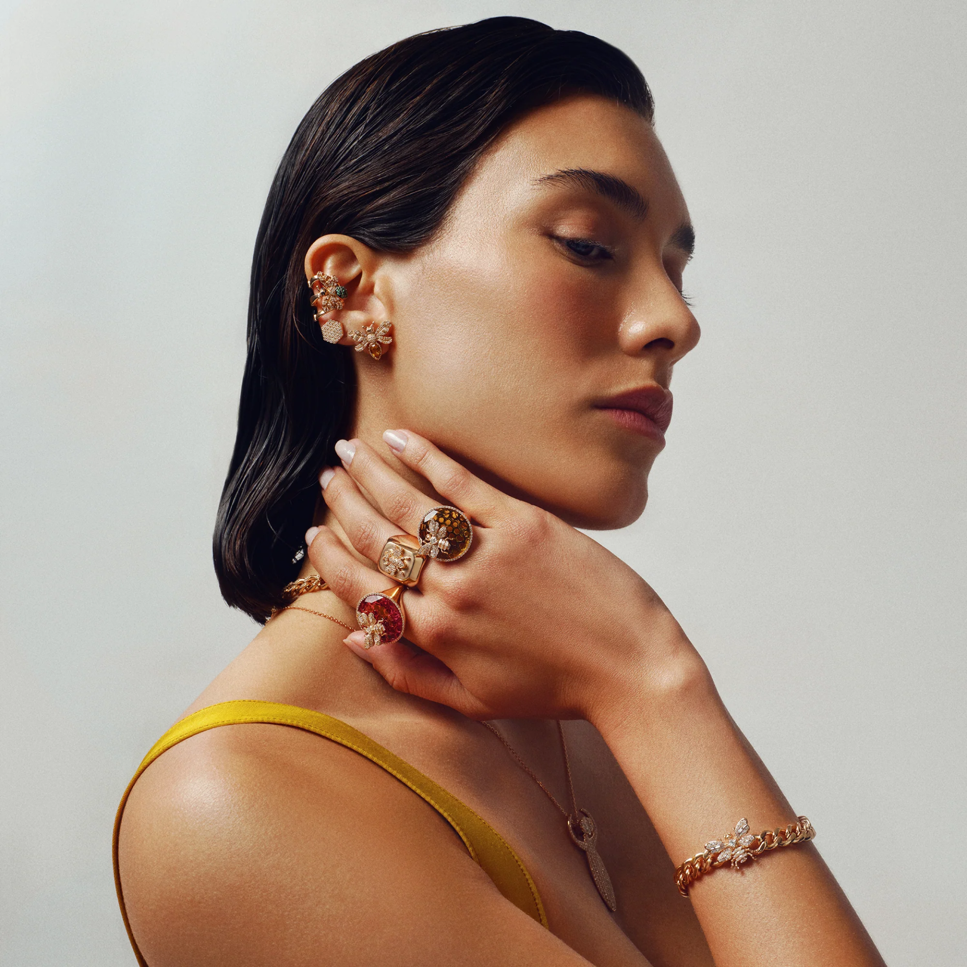 Queen Bee Bon Bon Turmalin Yüzük resmi