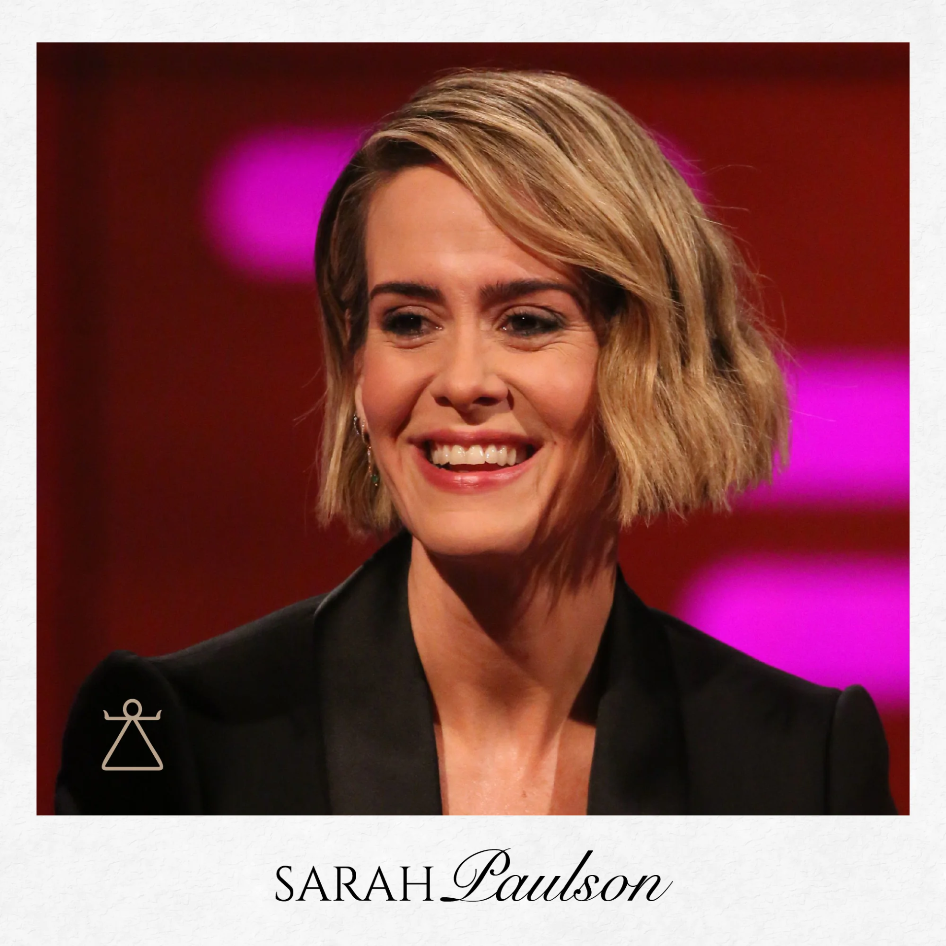 Dagger Pırlanta Küpe resmi