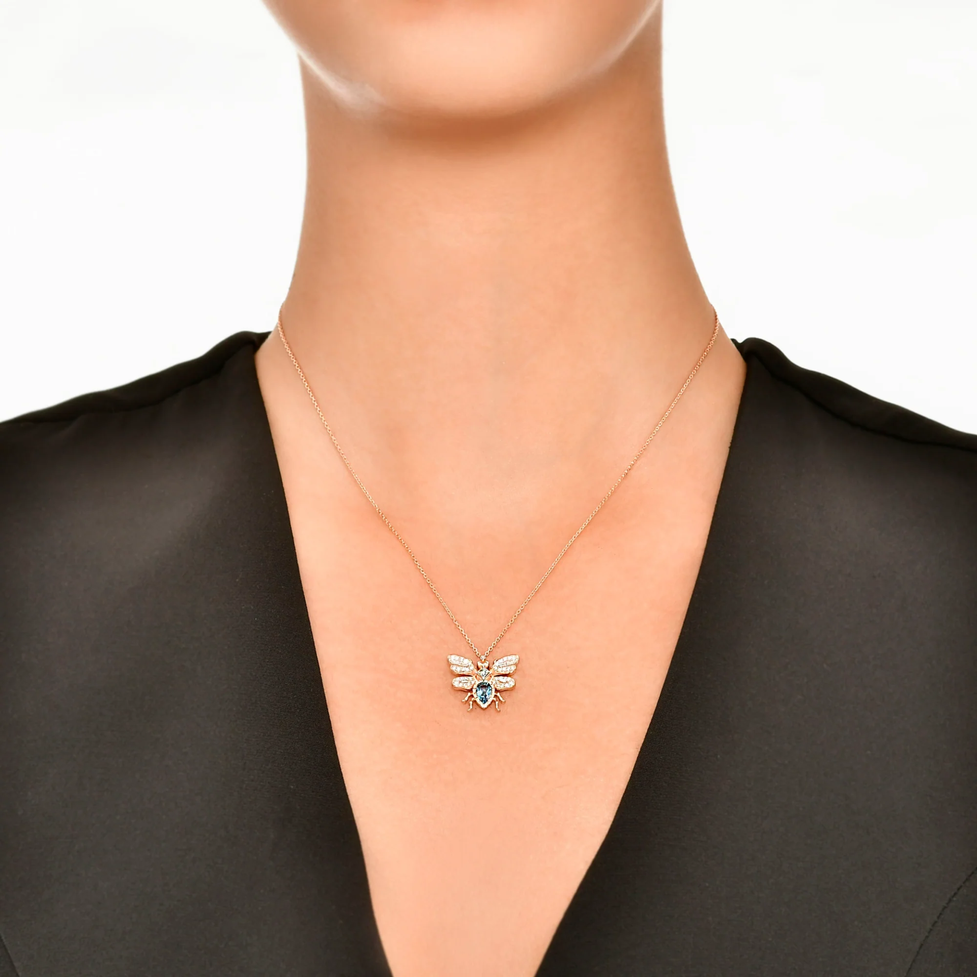 Queen Bee Medium Bon Bon Mavi Topaz Kolye resmi